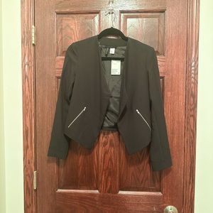 Relaxed fit crop blazer
